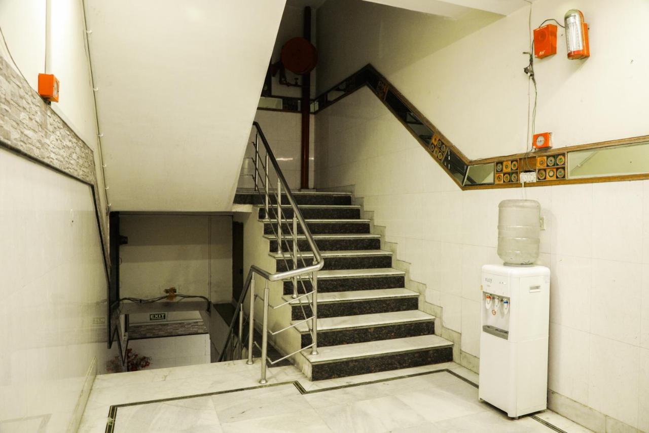 Hotel Centra Inn New Delhi Extérieur photo