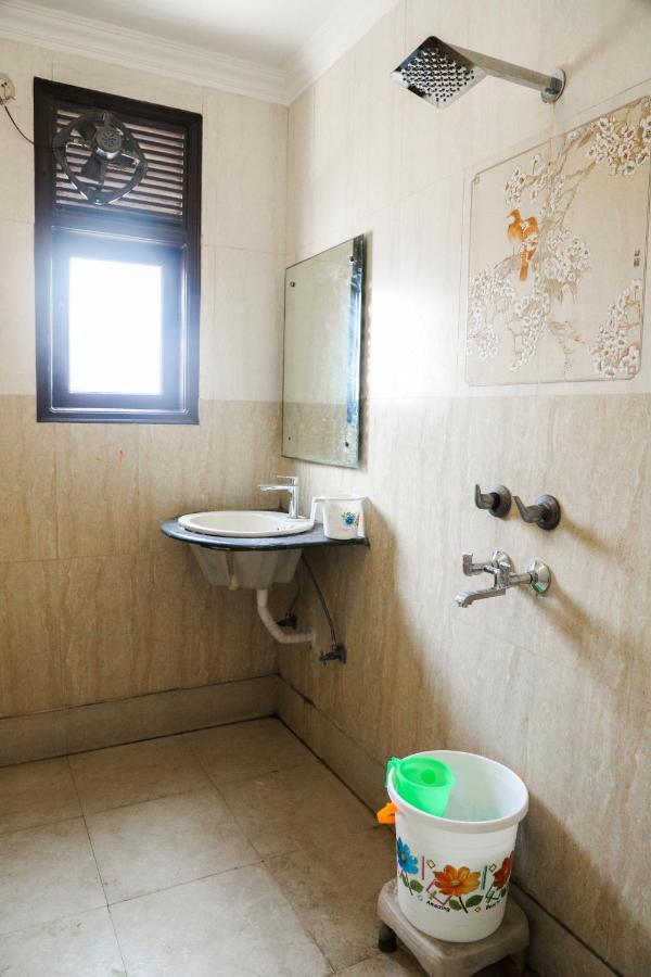 Hotel Centra Inn New Delhi Extérieur photo